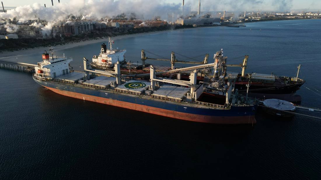 Solid Bulk and Large-Scale Commodities